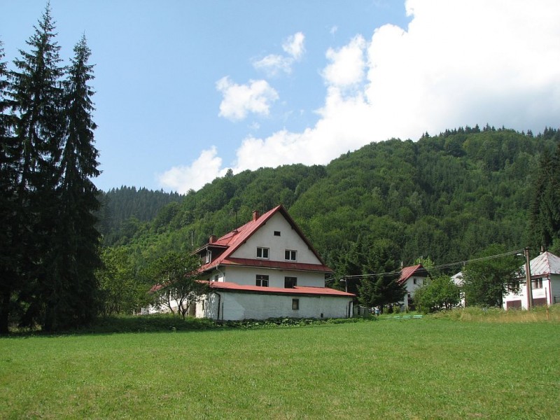 Základná škola pri Liečebno-výchovnom sanatóriu v Ľubochni